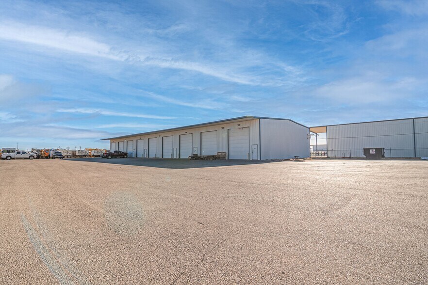 More Photos Of 8409 W Interstate 20, Midland Research And Development For Lease
