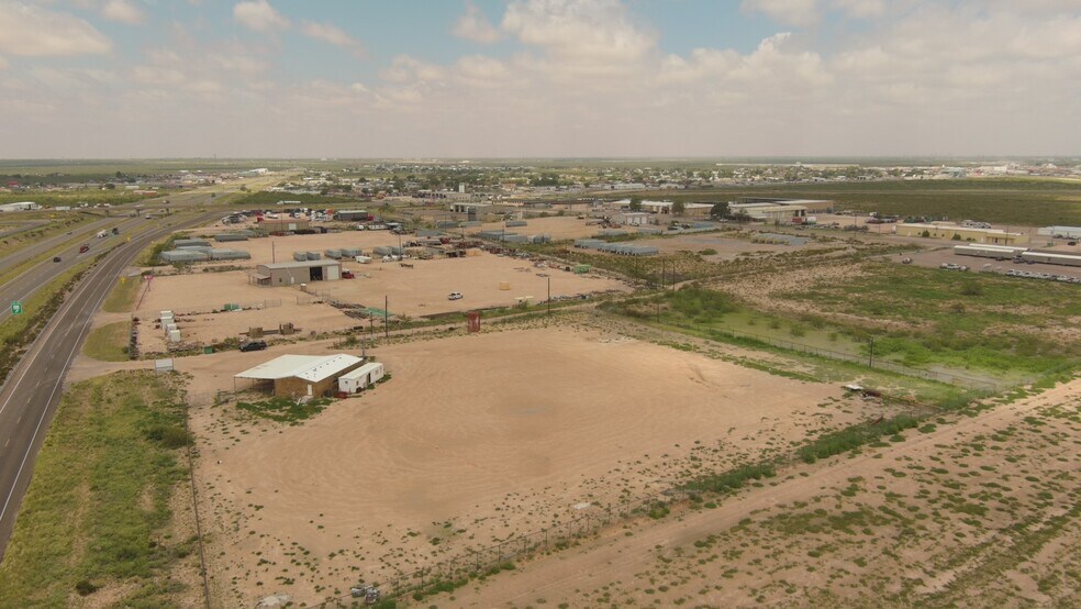 More Photos Of 1401 IH-20, Monahans Land For Sale