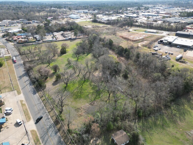 More Photos Of 2409-2423 E Commerce St, Tyler Land For Sale