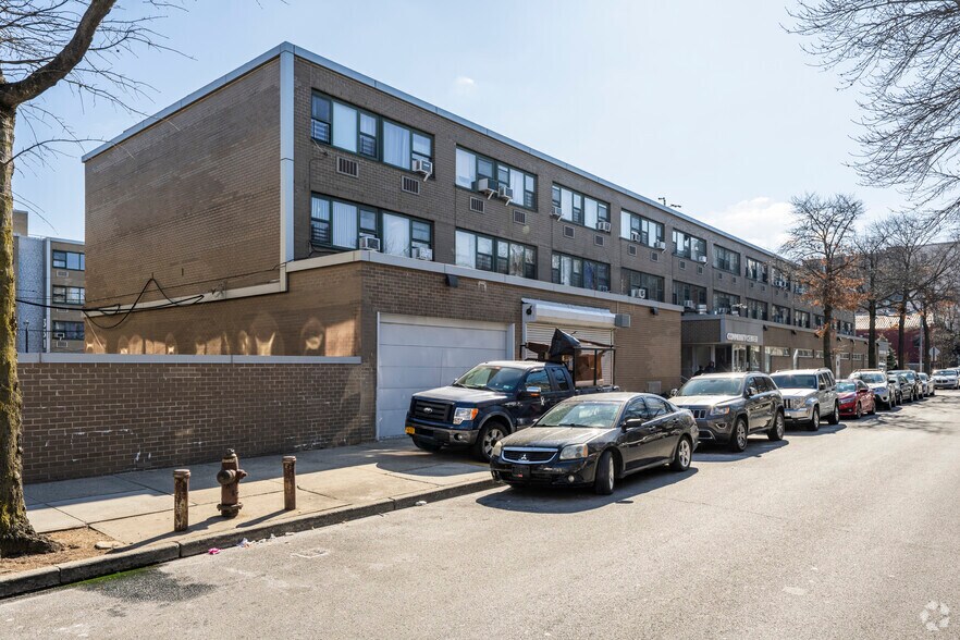 More Photos Of 353-376 Chester St, Brooklyn Apartments For Lease