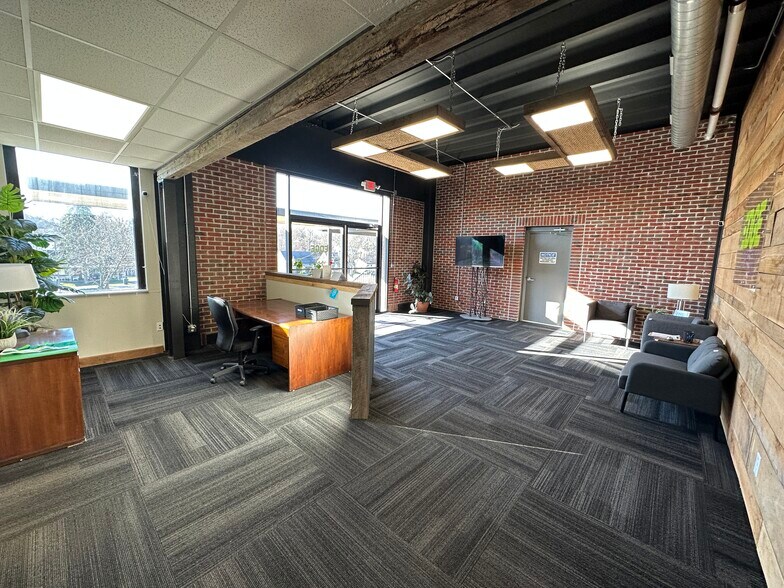 More Photos Of 5460 Muddy Creek Rd, Green Township Warehouse For Sale