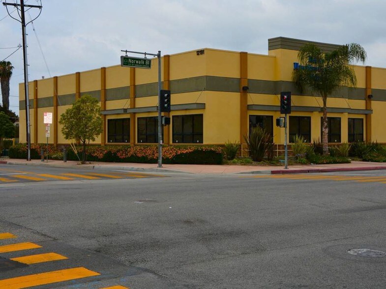 More Photos Of 22437 Norwalk Blvd, Hawaiian Gardens Medical For Lease
