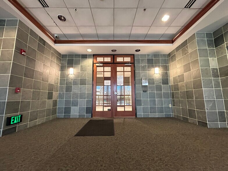 More Photos Of 165 Township Line Rd, Jenkintown Office For Lease