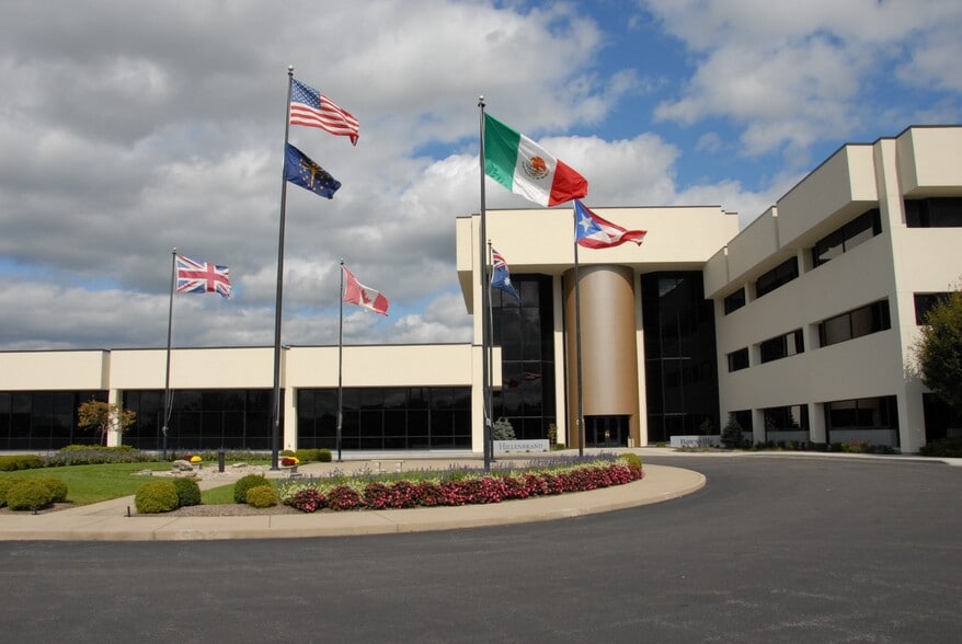 Primary Photo Of 1 Batesville Blvd, Batesville Office For Lease