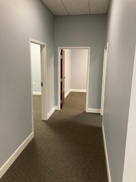More Photos Of 1500 Mahan Dr, Tallahassee Office For Lease
