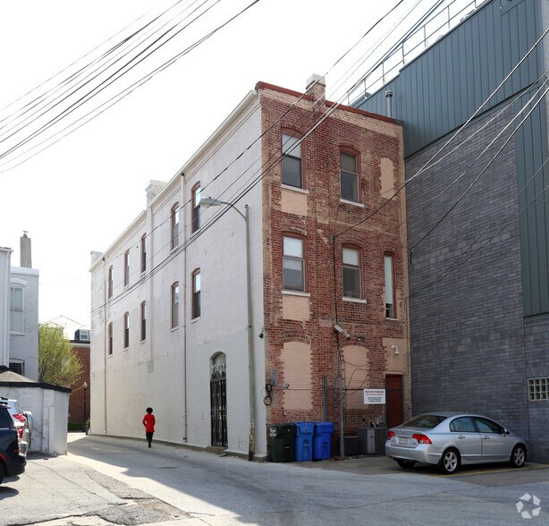 More Photos Of 729 8th St SE, Washington General Retail For Sale