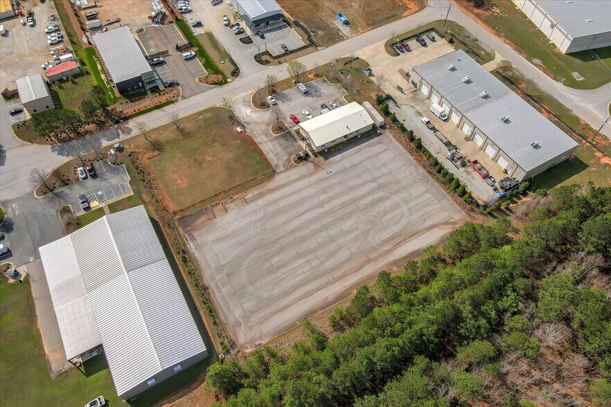 More Photos Of 1950 International Ct, Grovetown Office For Sale