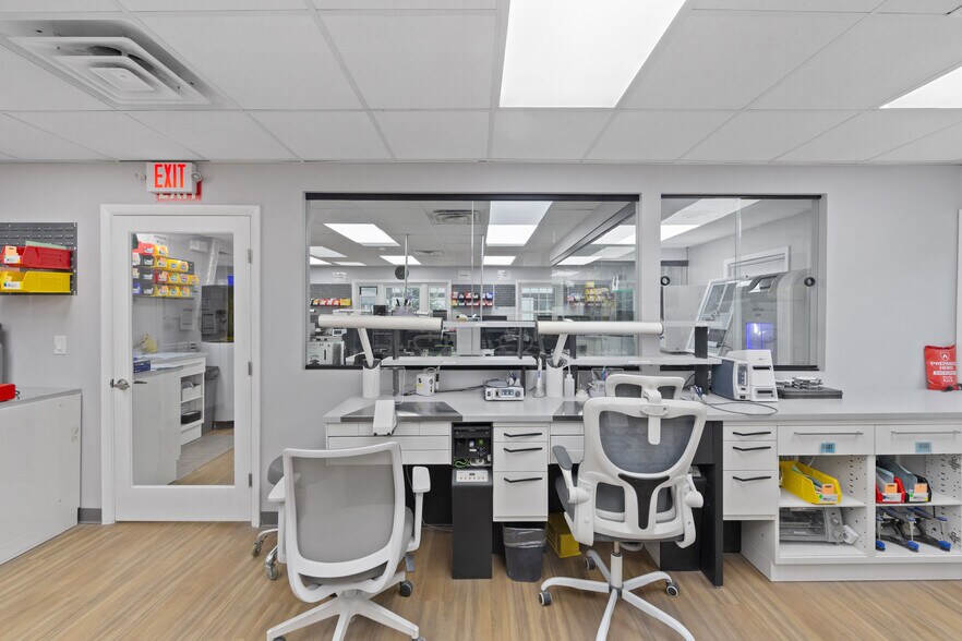More Photos Of 874 Pompton Ave, Cedar Grove Medical For Sale