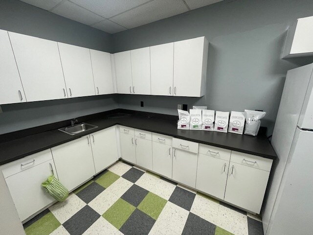 More Photos Of 5727 Westpark Dr, Charlotte Medical For Lease