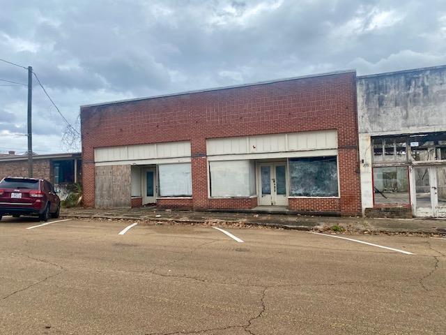 More Photos Of 209 3rd St, Mccomb Office For Sale