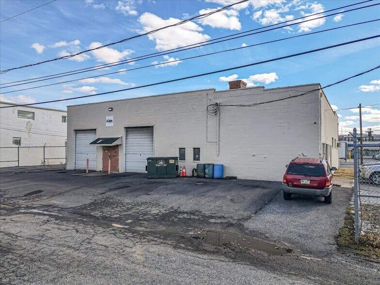 More Photos Of 2115 Union Blvd, Allentown Auto Repair For Sale