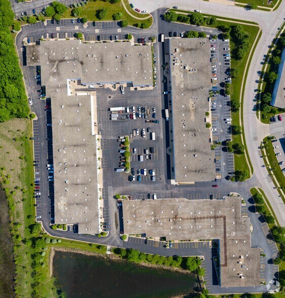 More Photos Of 1585 Beverly Ct, Aurora Warehouse For Lease