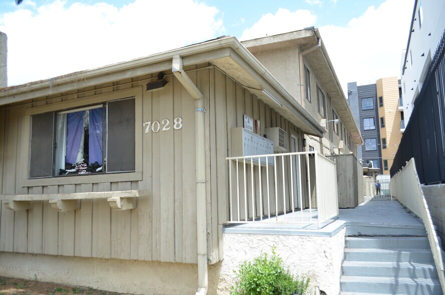 More Photos Of 7028 Alabama Ave, Canoga Park Apartments For Sale