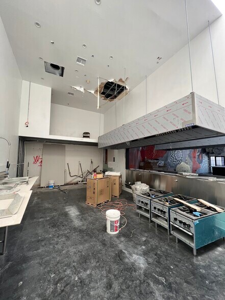 More Photos Of 13002-13006 Philadelphia St, Whittier Office For Lease