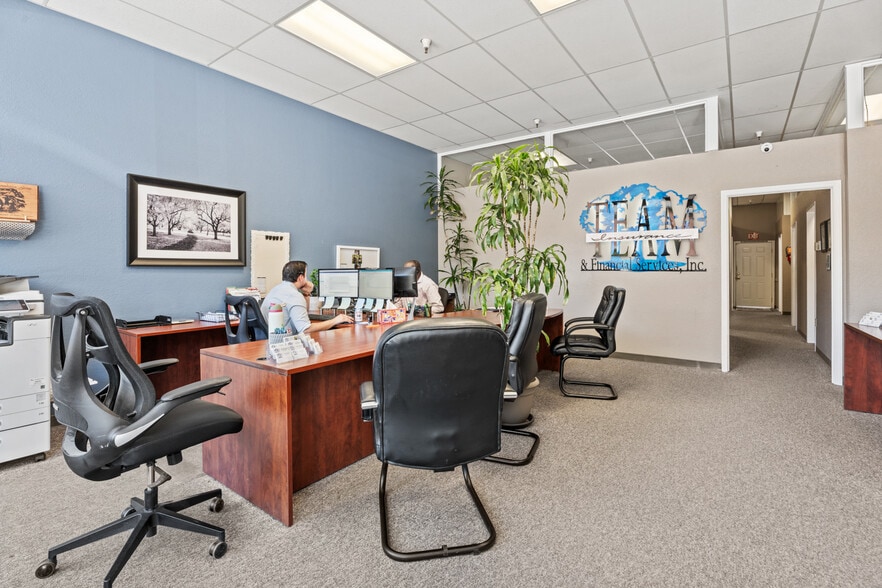 More Photos Of 307 N State St, Ukiah Office For Sale