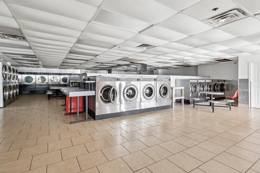 More Photos Of 2810 Williams Blvd, Kenner Restaurant For Sale