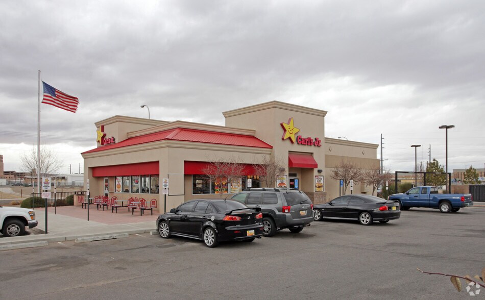 Primary Photo Of 800 Broadway Blvd NW, Albuquerque Fast Food For Lease