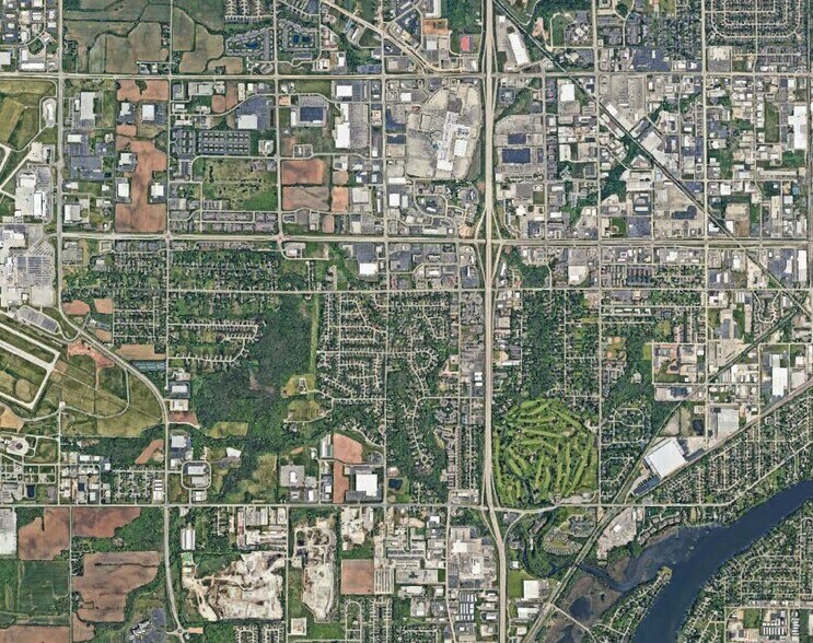 More Photos Of 4706 New Horizons Blvd, Appleton Medical For Sale