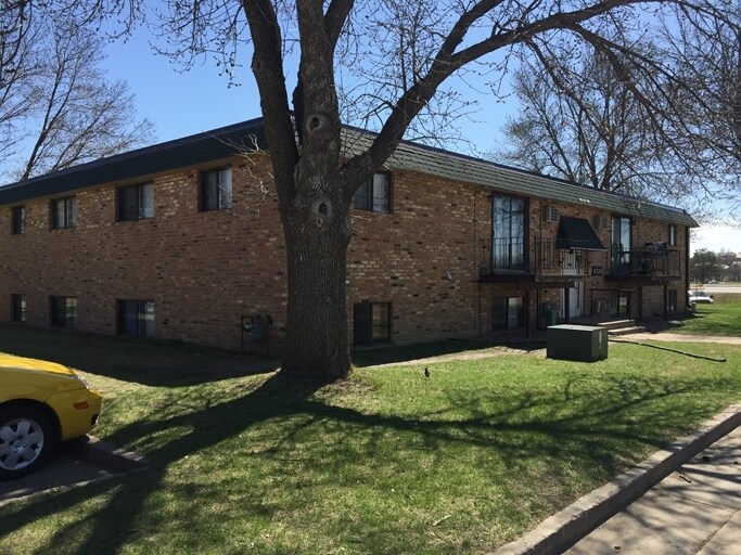 Primary Photo Of 4101 S West Ave, Sioux Falls Apartments For Sale