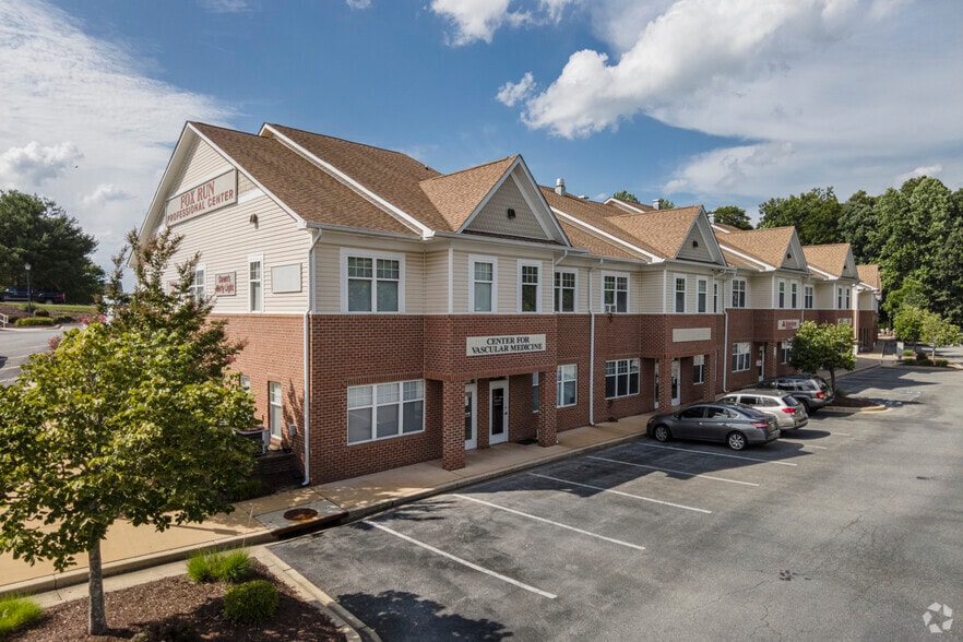 Primary Photo Of 205 Steeple Chase Dr, Prince Frederick Medical For Lease