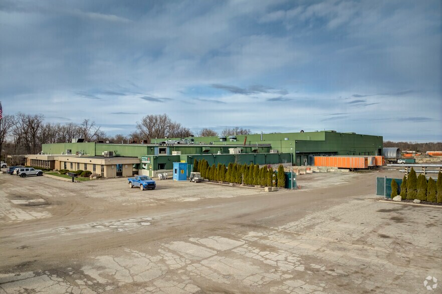 More Photos Of 2440 W Highland Rd, Howell Industrial For Sale