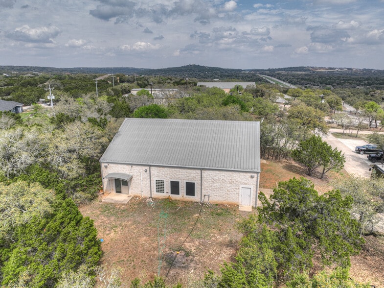More Photos Of 30665 N Us Hwy 281, Bulverde Office For Sale