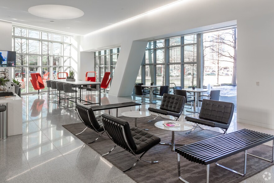More Photos Of 1445 Ross Ave, Dallas Office For Sale