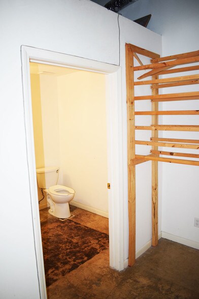 More Photos Of 317 Lexington Ave, San Antonio Apartments For Lease