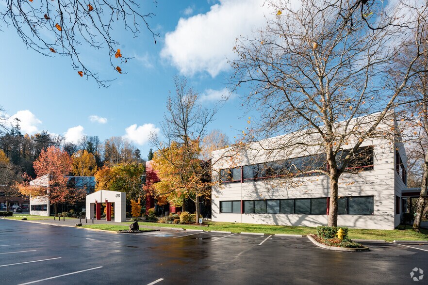 More Photos Of 6720-6740 Fort Dent Way, Tukwila Office For Lease