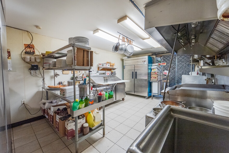 More Photos Of La Strada Cafe, Branchburg Restaurant For Sale