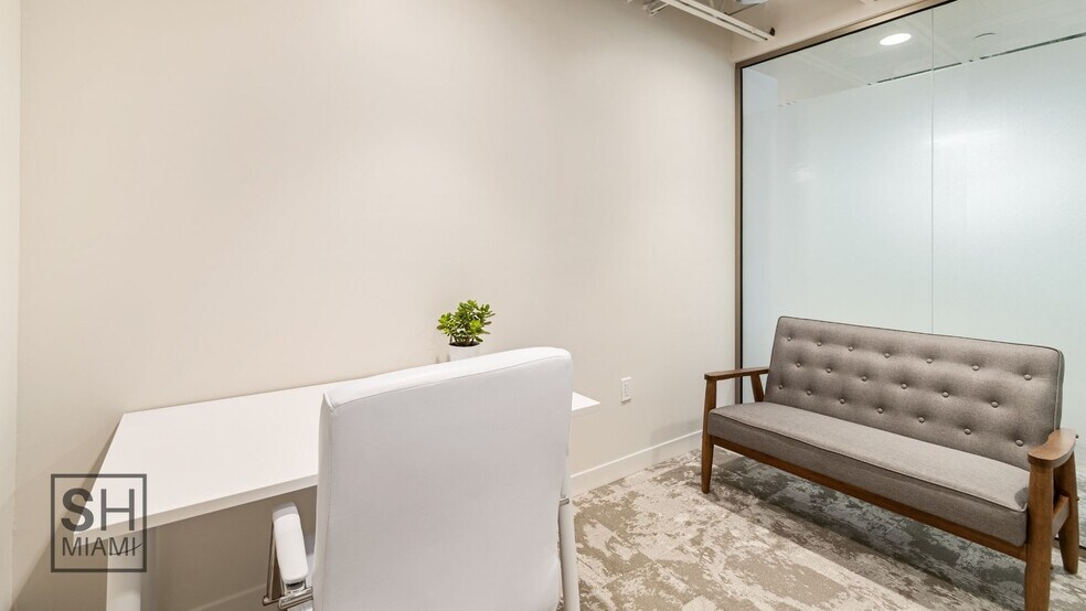 More Photos Of 820 W 41st St, Miami Beach Coworking Space