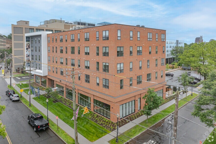 More Photos Of 222 Canal St, New Haven Apartments For Lease