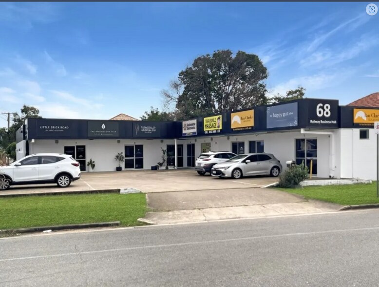 More Photos Of 68 Railway Ave, Railway Estate Storefront For Lease