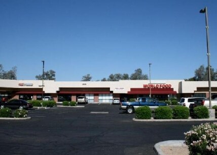 More Photos Of 2909-2917 S Dobson Rd, Mesa Storefront Retail Office For Lease