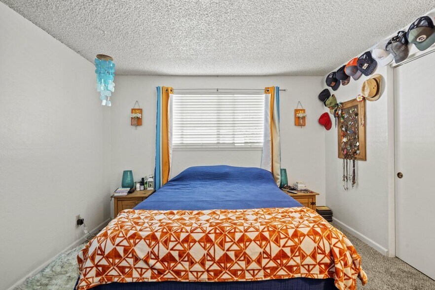 More Photos Of 3001 Juanipero Way, Medford Apartments For Sale