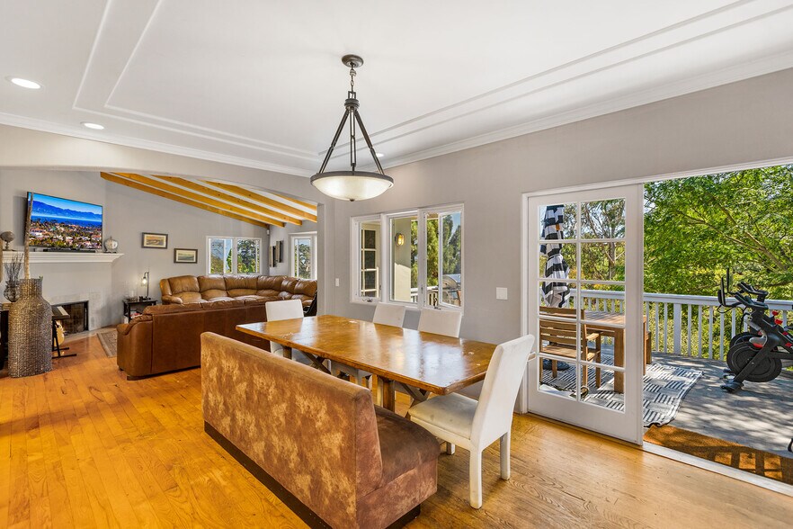 More Photos Of 543 1/2 Arroyo Ave, Santa Barbara Apartments For Sale