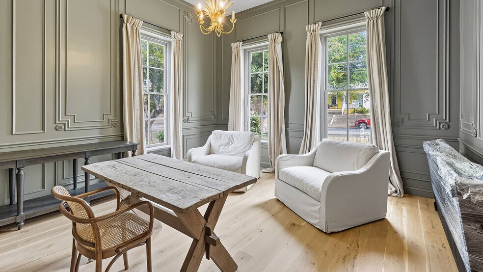 More Photos Of 1008 West Ave, Austin Unknown For Lease