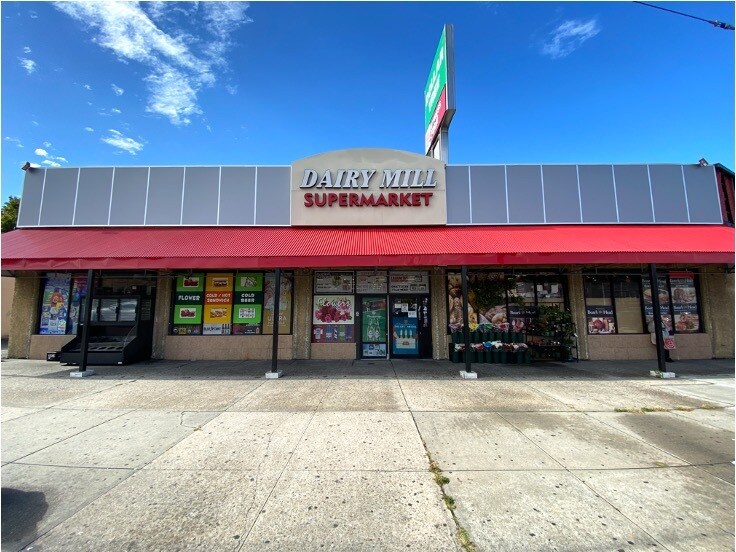 More Photos Of 137-20 Crossbay Blvd, Ozone Park Supermarket For Lease