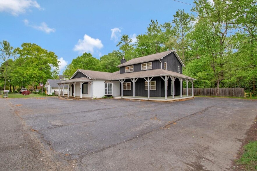 More Photos Of 6285 Shady Side Rd, Shady Side General Retail For Sale