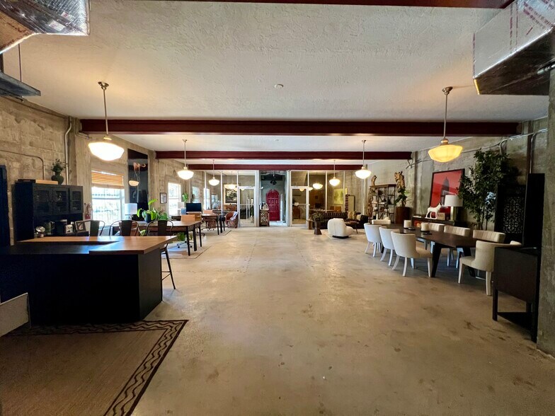 More Photos Of 5400 NE 4 Ct, Miami Storefront Retail Office For Lease