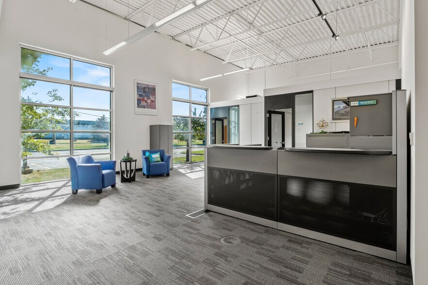 More Photos Of 8924 E 35th St, Wichita Office For Sale
