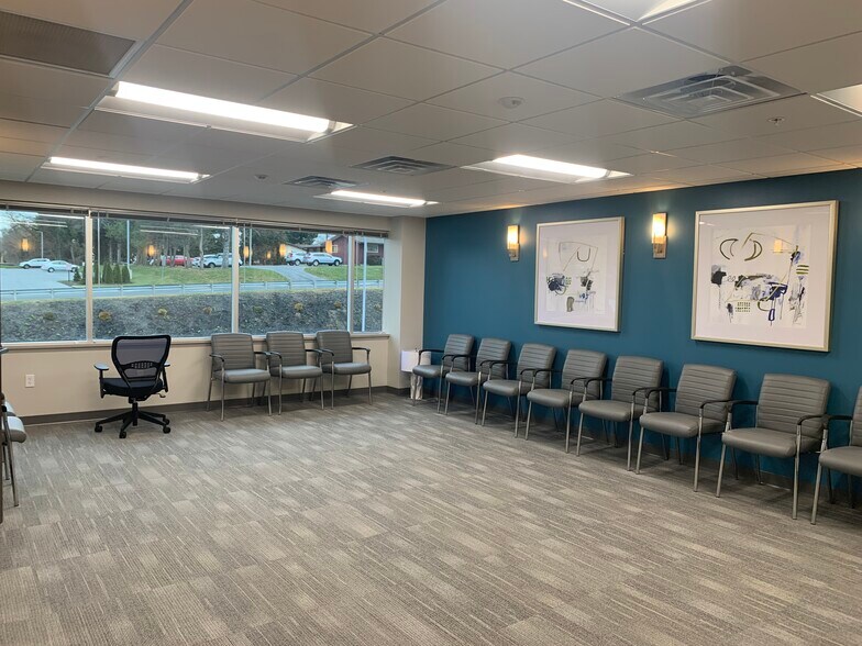 More Photos Of 205 Grandview Ave, Camp Hill Medical For Lease