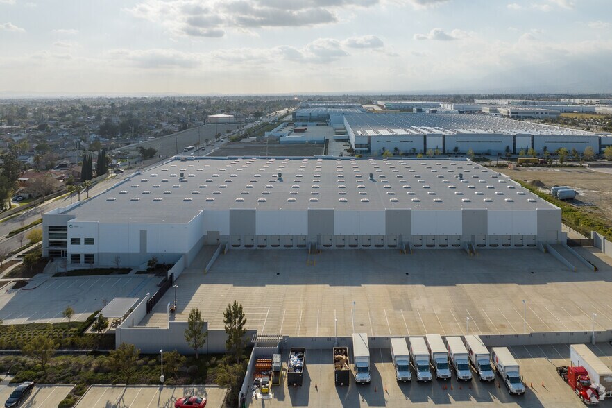 More Photos Of 2000 W BaseLine Rd, Rialto Distribution For Lease