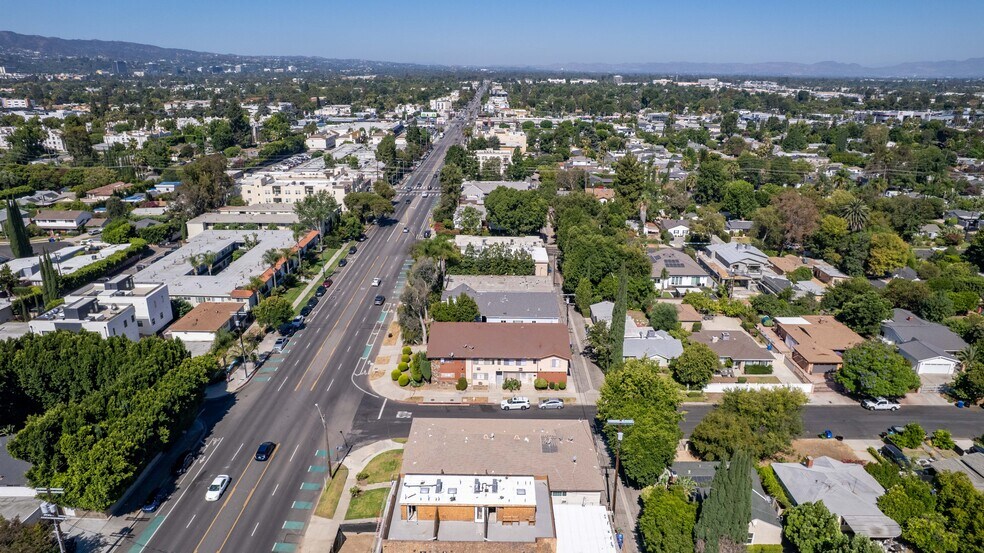 More Photos Of 14205 Burbank Blvd, Van Nuys Apartments For Sale