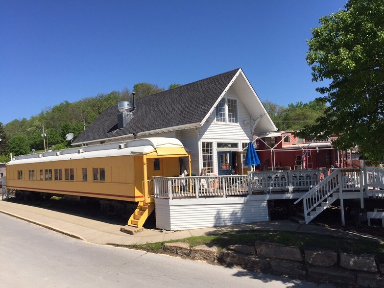 More Photos Of 100 S Main St, Parkville Restaurant For Sale