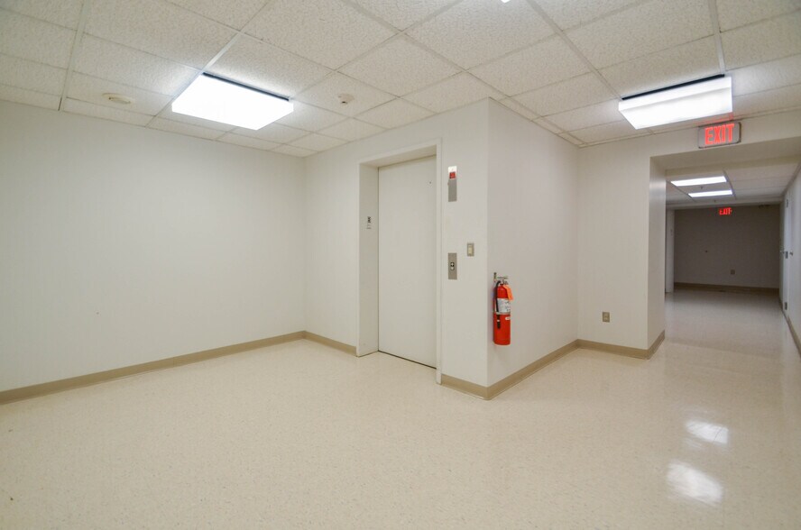 More Photos Of 22 S 2nd St, Emmaus Loft Creative Space For Lease