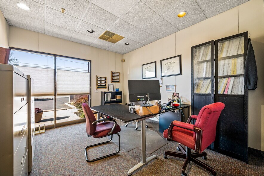 More Photos Of 2031 N Broad St, Lansdale Medical For Sale