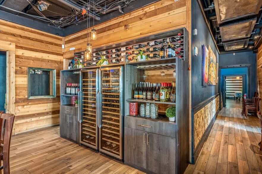 More Photos Of 100 S Eola Dr, Orlando Apartments For Lease