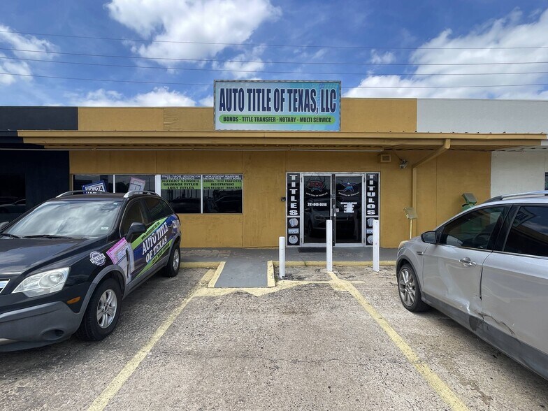 More Photos Of 2216 Thompson Rd, Richmond General Retail For Lease