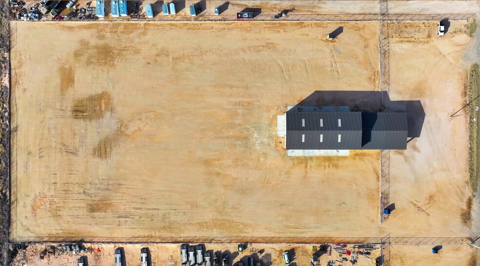 More Photos Of 1506 County 140 rd, Midland Warehouse For Lease